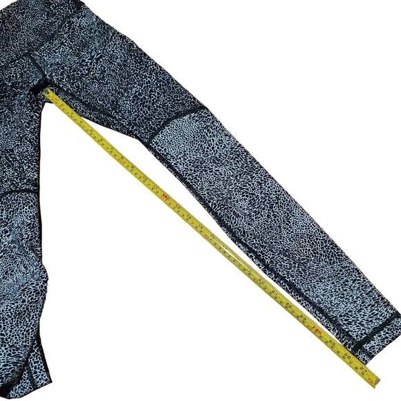 lululemon Wunder Under High-Rise Tight *Blocked Full-On Luxtreme 28" Size 2 - Picture 14 of 16